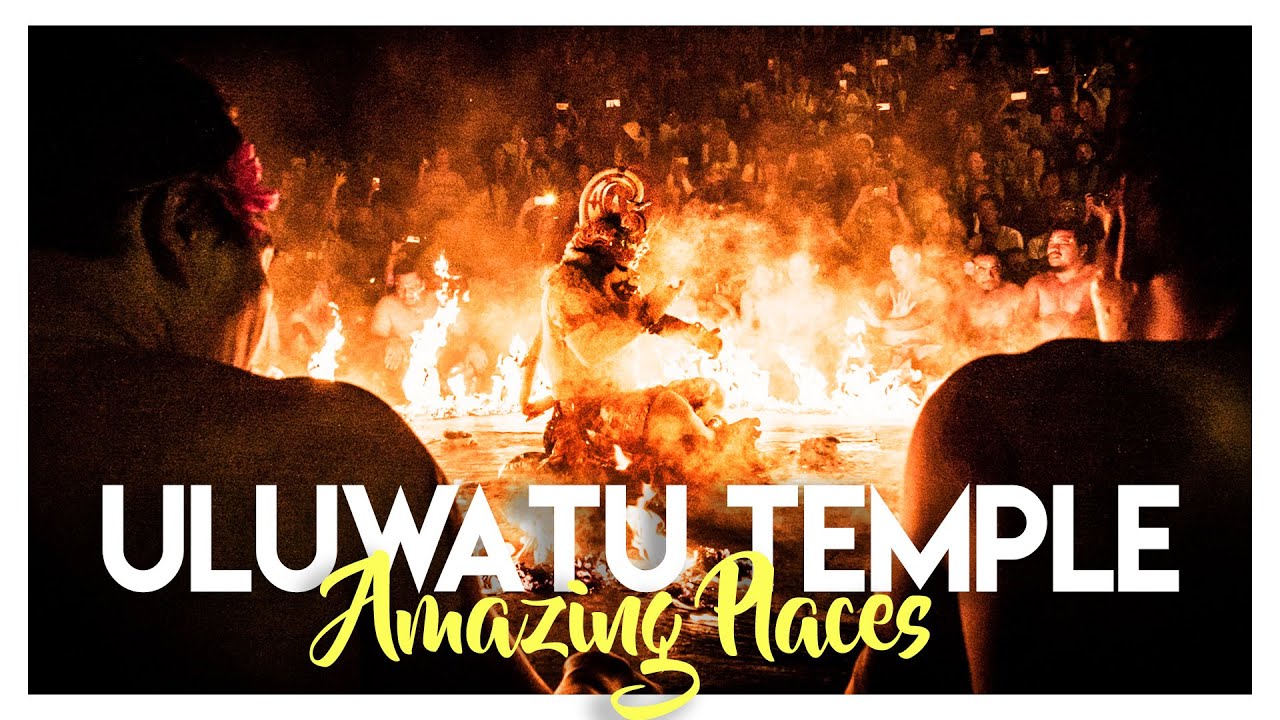 KECAK FIRE DANCE AT ULUWATU TEMPLE