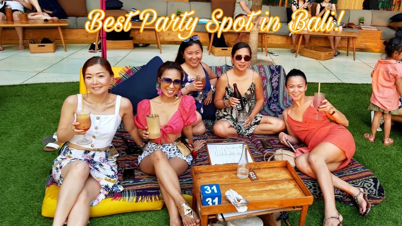 We Went To The Best Party Spot In Bali (Day 2) | KristinaCC